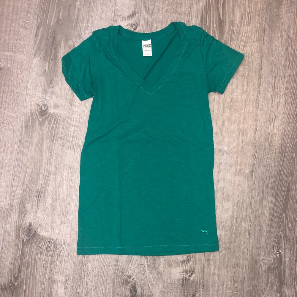 V neck tee